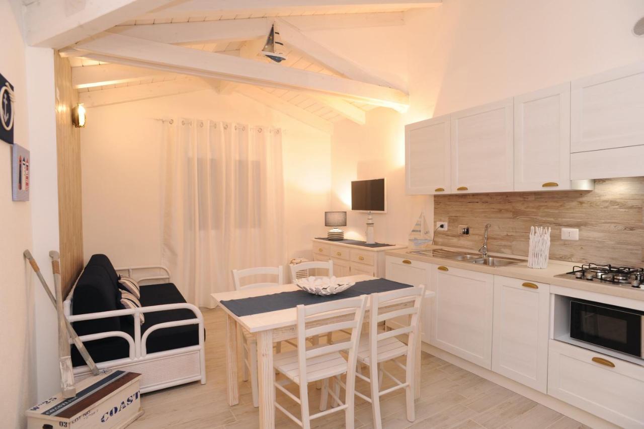 Residence Sardegnasummer Li Mori Будони Екстериор снимка